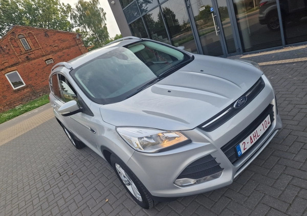 Ford Kuga cena 58056 przebieg: 182033, rok produkcji 2015 z Woźniki małe 704